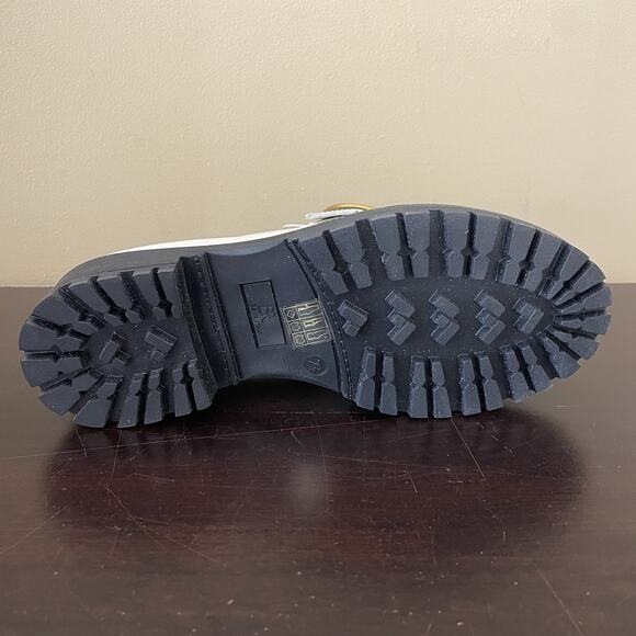 Banana Republic Ivory Leather Lug Loafers - Picture 7 of 8